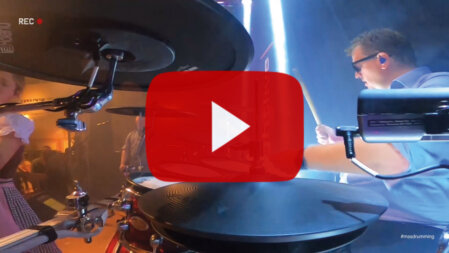 Ein Video Start Button für den Song: All the Small Things